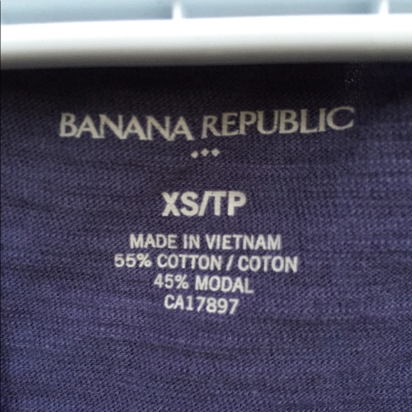 Banana Republic Logo Shirt - Picture 3 of 6